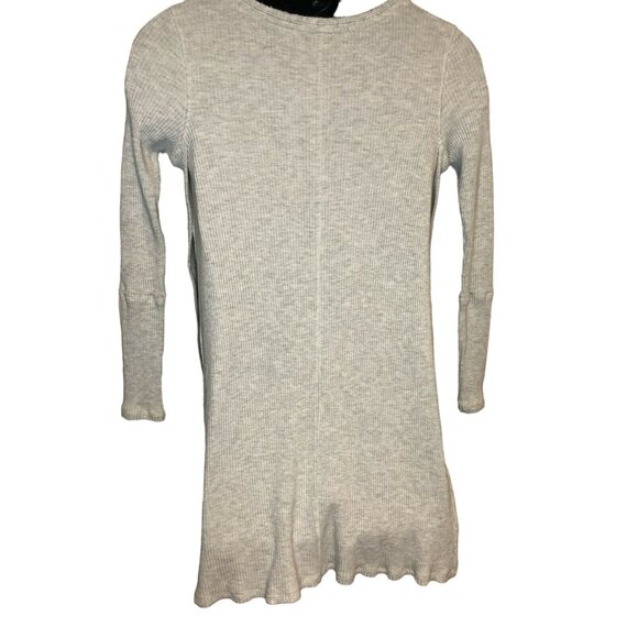 We The Free Women’s Gray Petite Small Long Sleeve Open Sided Sweatshirt - Picture 4 of 6